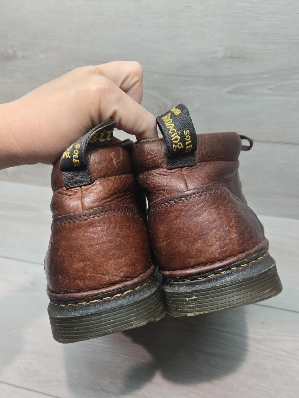 Dr. Martens Men's LEA KV04R High Top Brown Leather Chukka Boots Shoes Sz 13